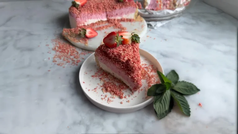 No-Bake Strawberry Cheesecake